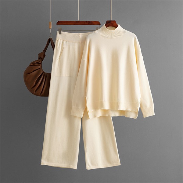 Eleganzza  Костюм женский     P-49 82393