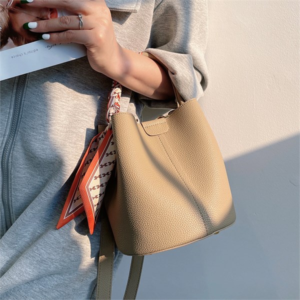 DOLAND LION  Сумка женская / кожа /	  6040 82677