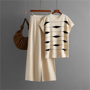 Eleganzza  Костюм женский     P-349 69236