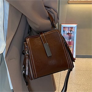 DOLAND LION  Сумка женская / кожа /  8807 69683