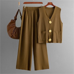 Eleganzza  Костюм женский    A-028 70312