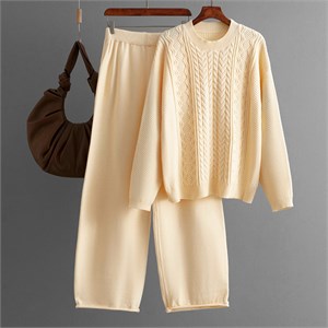 Eleganzza  Костюм женский    A-036 70329