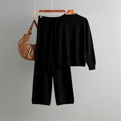 Eleganzza  Костюм женский    P-38 71534