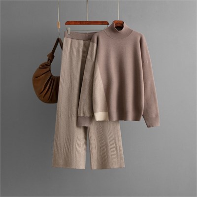 Eleganzza  Костюм женский    P-215 76103