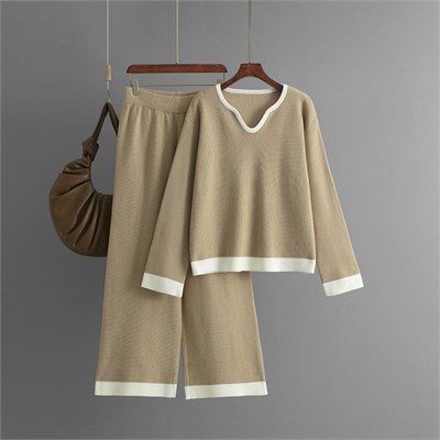 Eleganzza  Костюм женский   P-228 79585