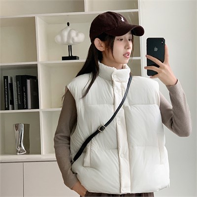 Cute Woman Жилет женский пуховый  heng-A01 79873