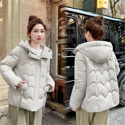 Cute Woman Куртка с капюшоном  XY-532 81030