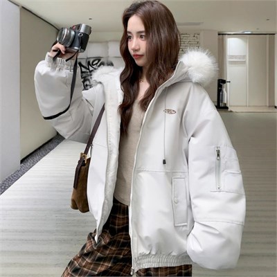 Cute Woman Куртка с капюшоном  BYBS-912 81369