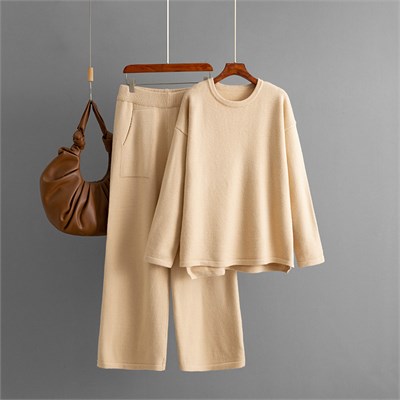 Eleganzza  Костюм женский   A-145 81444