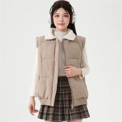 Cute Woman Жилет женский пуховый  YJM-M16 81813