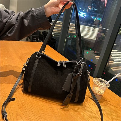 DOLAND LION  Сумка женская / кожа /  1525 82010