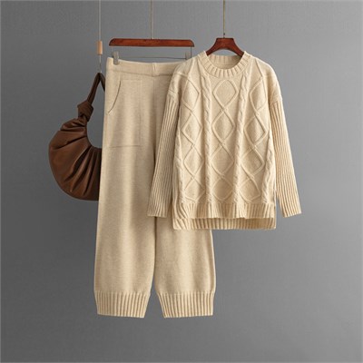 Eleganzza Костюм женский  P-46 82709