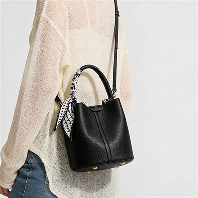 {{photo.Alt || photo.Description || 'LEMON KOKO Сумка женская 4368'}}