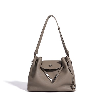 {{photo.Alt || photo.Description || 'LAVANDER Сумка женская /кожа/ FD3172'}}