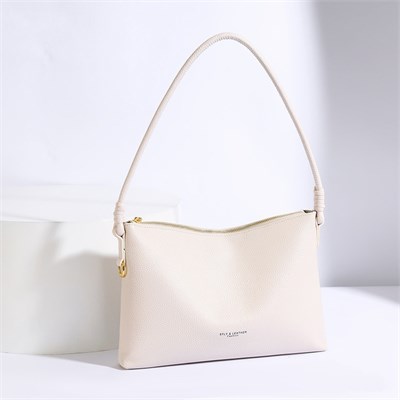 Bags Сумка женская / кожа /   267132 144005