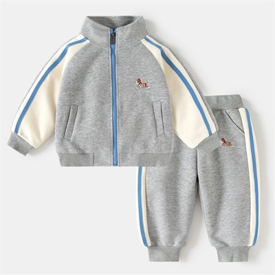 {{photo.Alt || photo.Description || 'WELLKIDS Костюм  tz0561'}}