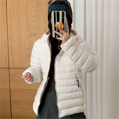 {{photo.Alt || photo.Description || 'Cute Woman Куртка с капюшоном  028-2601'}}