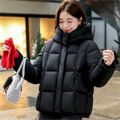 {{photo.Alt || photo.Description || 'Cute Woman Пуховик  023-7609'}}