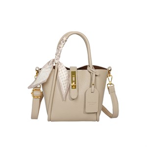 {{photo.Alt || photo.Description || 'Bags Сумка женская / кожа /   	 9101'}}