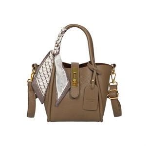 {{photo.Alt || photo.Description || 'Bags Сумка женская / кожа /   	 9101'}}