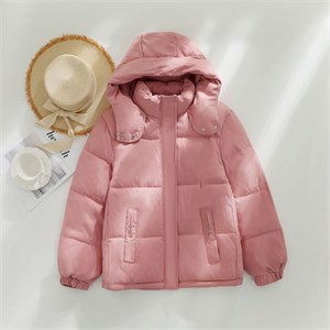 {{photo.Alt || photo.Description || 'Cute Woman  Пуховик  031-805'}}