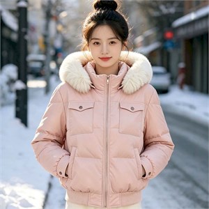 {{photo.Alt || photo.Description || 'Cute Woman  Пуховик  011-272'}}