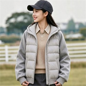 {{photo.Alt || photo.Description || 'Cute Woman Куртка с капюшоном  009-A33'}}