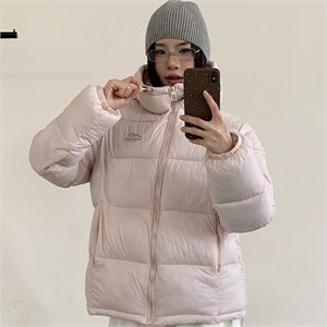 {{photo.Alt || photo.Description || 'Cute Woman Куртка с капюшоном  028-2612'}}
