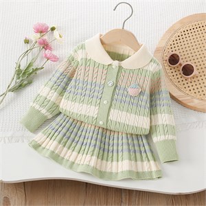 {{photo.Alt || photo.Description || 'DAXI GIRL 	 Y82528'}}