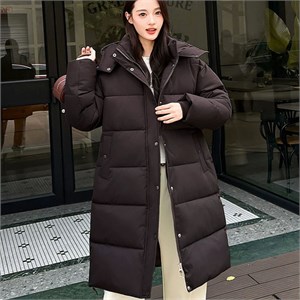 {{photo.Alt || photo.Description || 'Cute Woman Пуховик-пальто с капюшоном  016-26110'}}