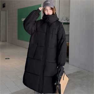 {{photo.Alt || photo.Description || 'Cute Woman Пуховик-пальто с капюшоном  025-A08'}}