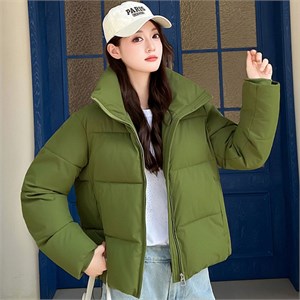 {{photo.Alt || photo.Description || 'Cute Woman Куртка с воротником-стойкой  016-2636'}}